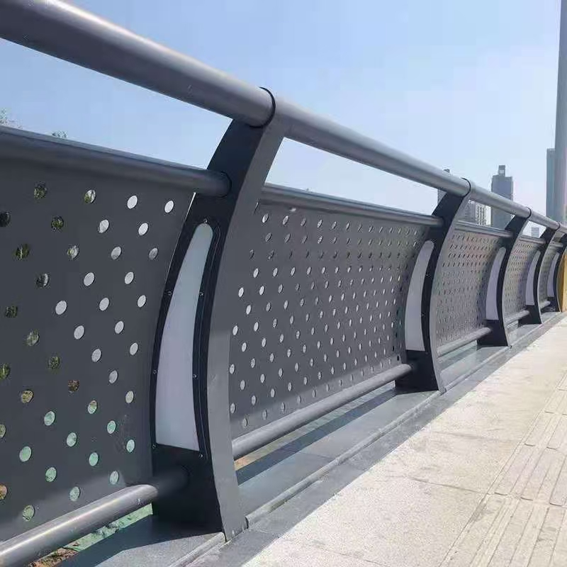 橋梁護(hù)欄